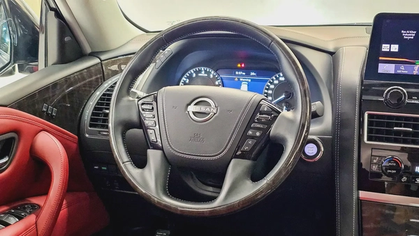 NISSAN - PATROL - LE PLATINUM - V 8 - 2024 MODEL - GCC SPECS - 18000KM - GREY COLOR