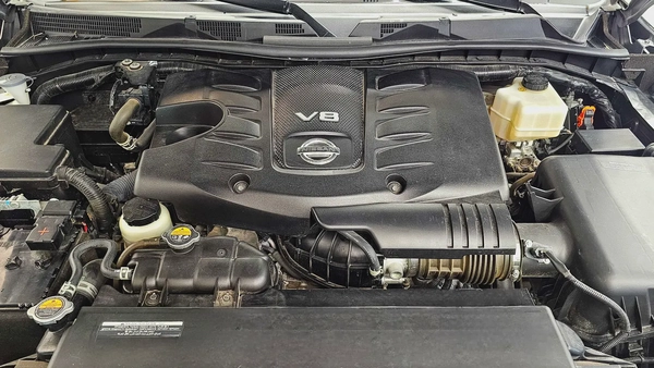 NISSAN - PATROL - LE PLATINUM - V 8 - 2024 MODEL - GCC SPECS - 18000KM - GREY COLOR