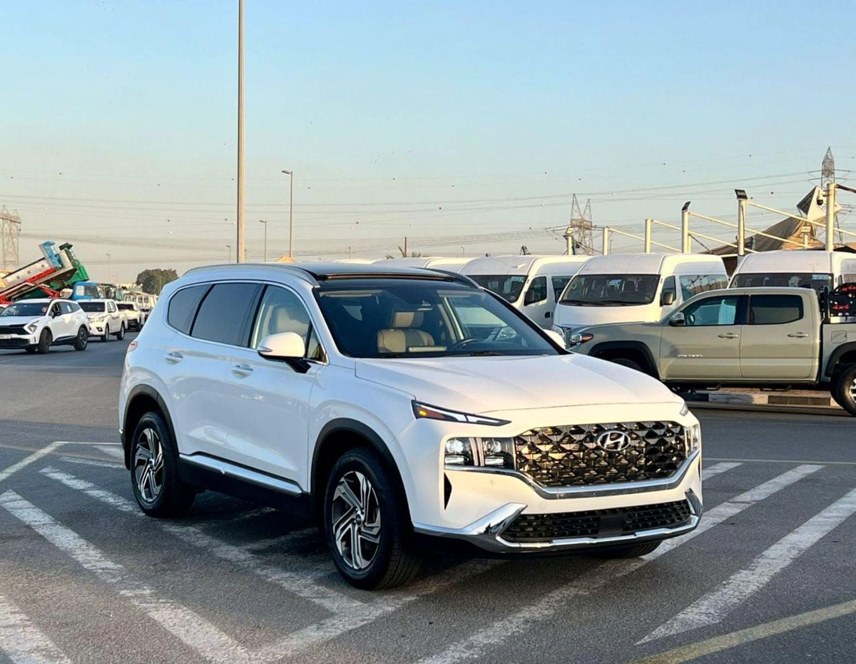 Hyundai Santa Fe 2022 Hyundai Santa Fe - SEL Full Option 2.5L V4 -Panoramic Sunroof - Leather Seat - Rear Camera