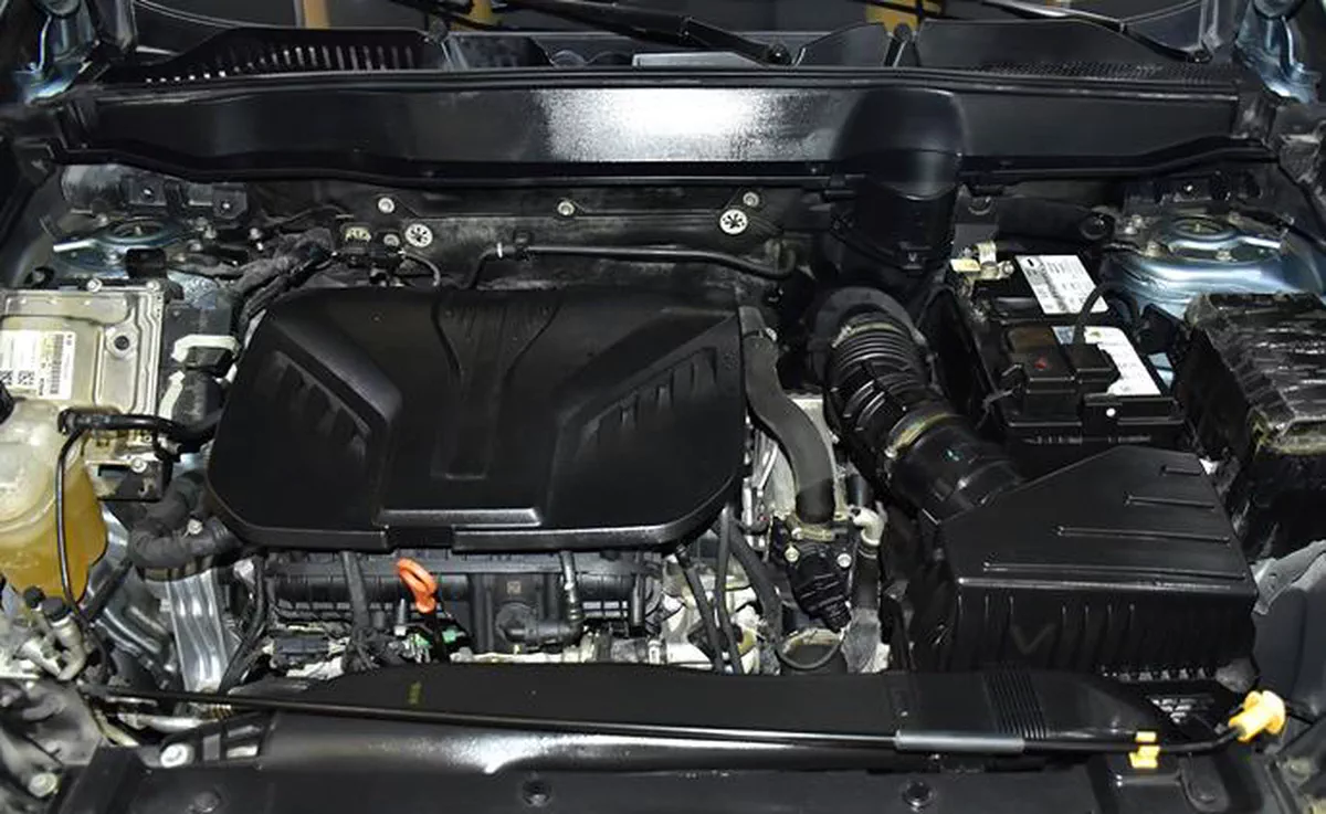 Haval H6 2.0 GDiT ( 2024 Model ) in Blue Color GCC Specs-10-10