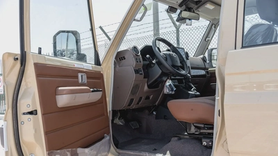 2026 Toyota Land Cruiser LC76 2.8L AT Diesel (Beige-Brown) Full Option-7
