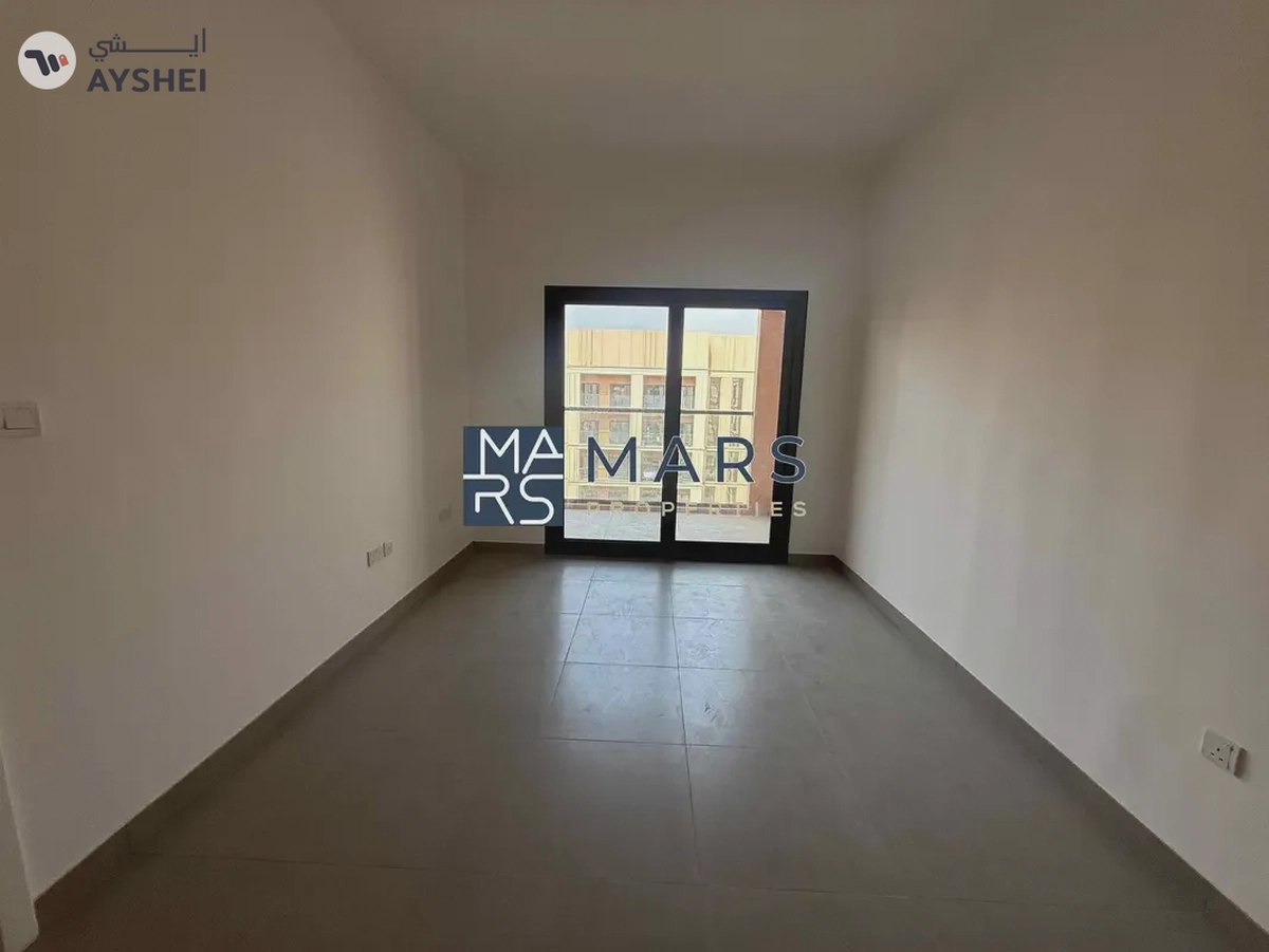 Spacious | Balcony | Community View | Vaccant-3-3