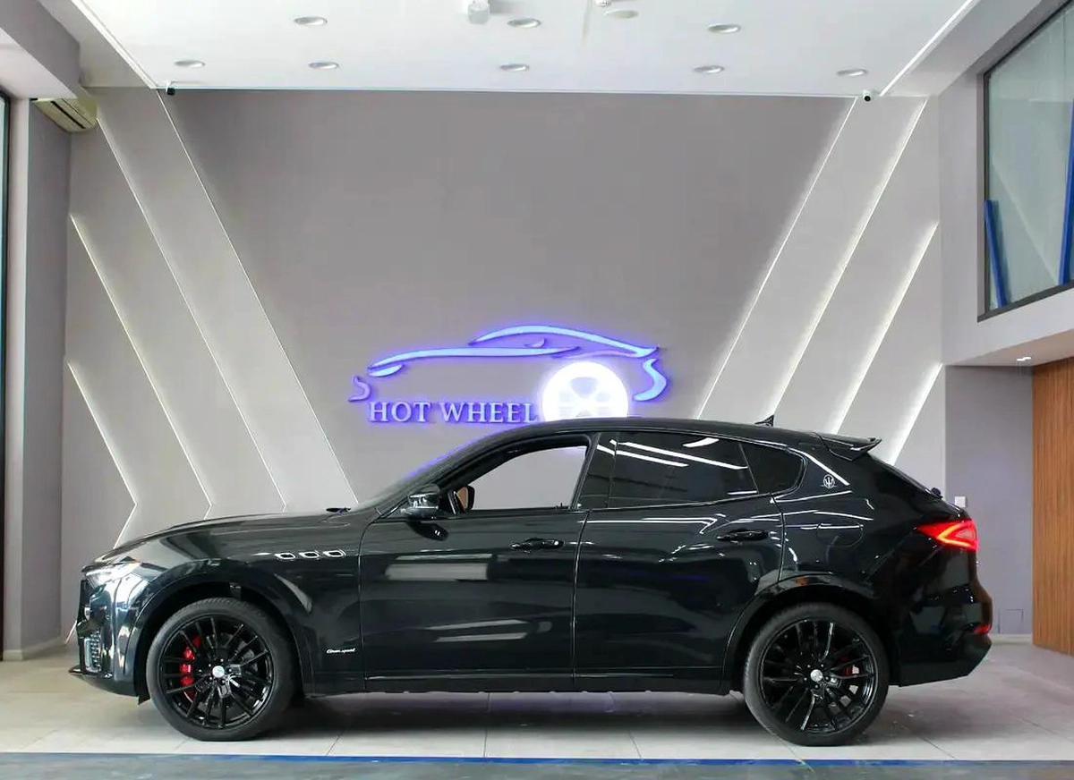2019 - Maserati Levante SQ4 - GCC-3-3