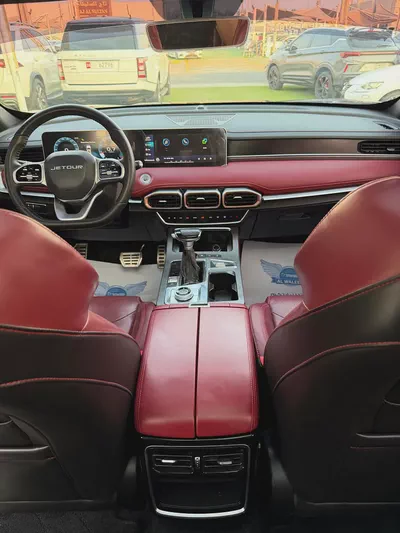 JETOUR X70 PLUS—2024–GCC—FREE ACCIDENT—ORIGINAL PAINT—SERVES AGENCY-UNDER WARRANTE-LOW MILAGE-8