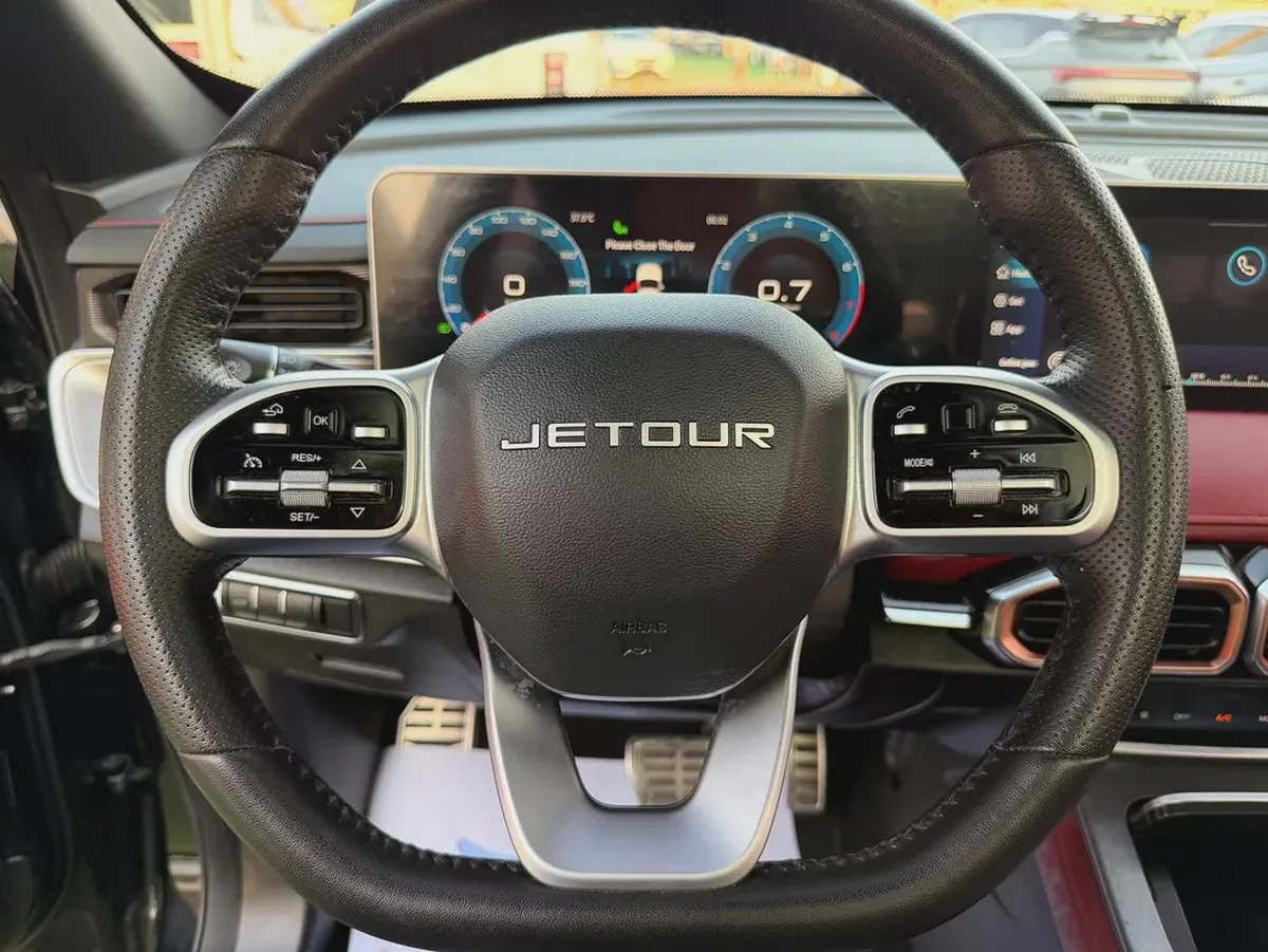 JETOUR X70 PLUS—2024–GCC—FREE ACCIDENT—ORIGINAL PAINT—SERVES AGENCY-UNDER WARRANTE-LOW MILAGE-17-17