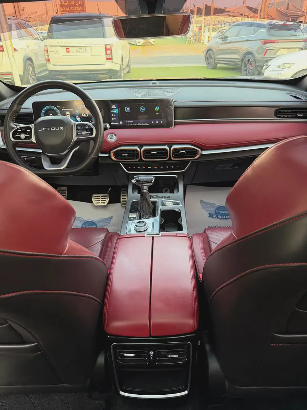 JETOUR X70 PLUS—2024–GCC—FREE ACCIDENT—ORIGINAL PAINT—SERVES AGENCY-UNDER WARRANTE-LOW MILAGE-8-8