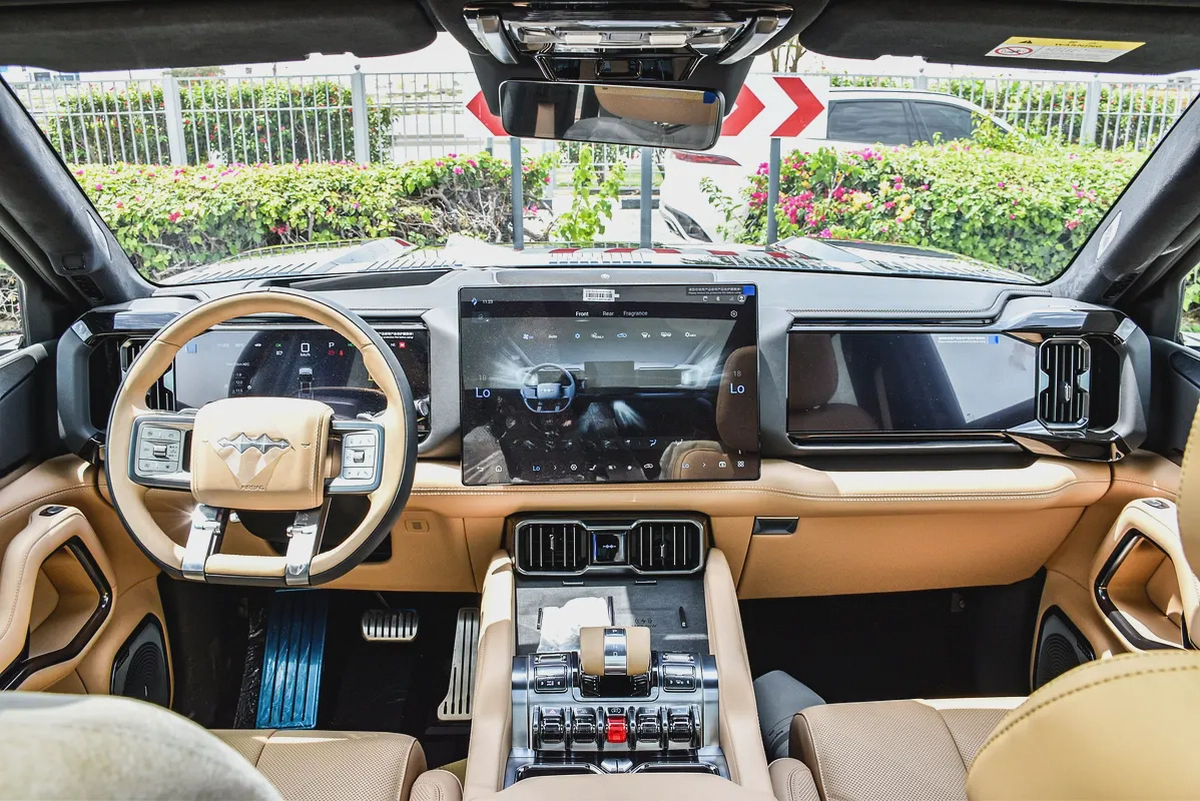 Denza Leopard 8 Flagship 2026 | Brand New | Luxury Hybrid SUV-13-13