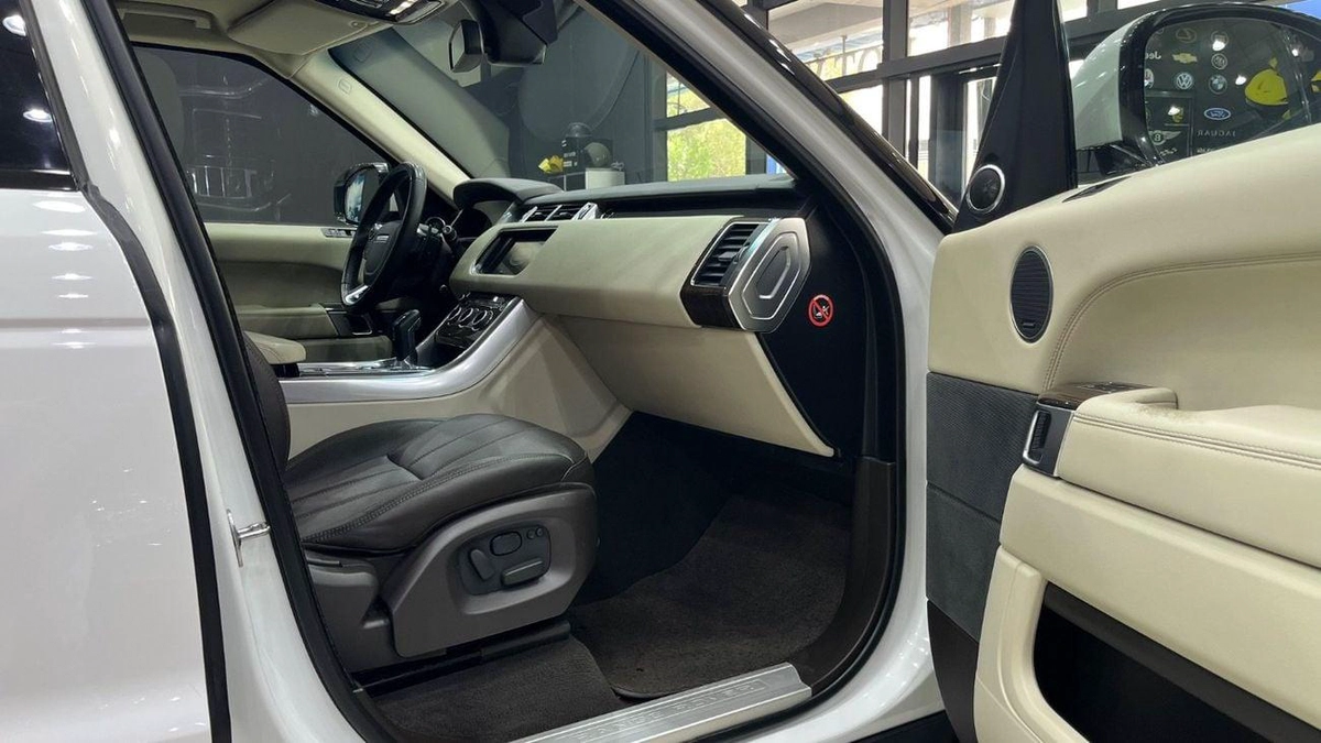 Land Rover Range Rover Sport HSE-10-10