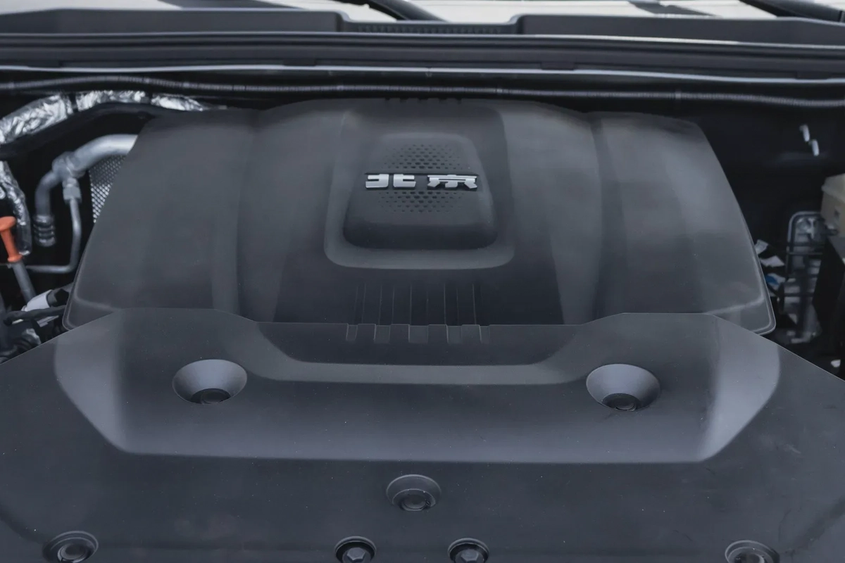 BAIC BJ60-15-15