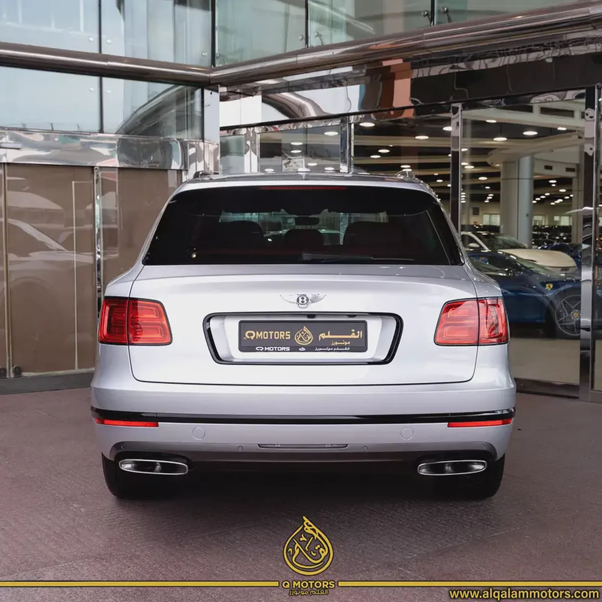 Bentley Bentayga W12  2018 - GCC Specs - Done 64,000KM-2-2