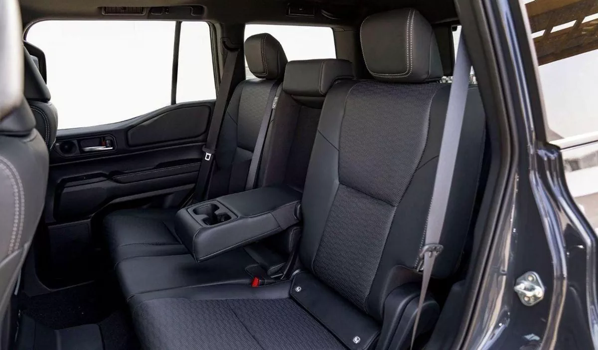 Toyota Prado GXR TOYOTA PRADO 250 WX+ LUXURY 2.8D AT MY2025 – GREY-13-0