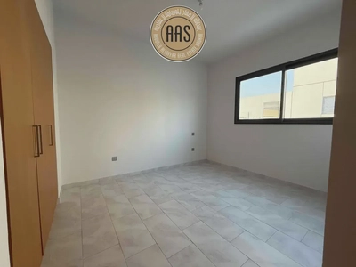 Single Row 4BR Townhouse Villa Available For Rent in Villanova-1