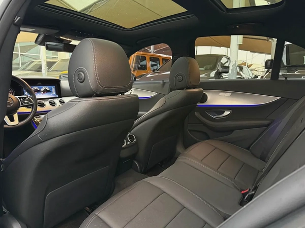 Mercedes-Benz E-Class E 300 2019 - Korean Specsمرسيدس اي ٣٠٠ موديل ٢٠١٩ وارد كوريا