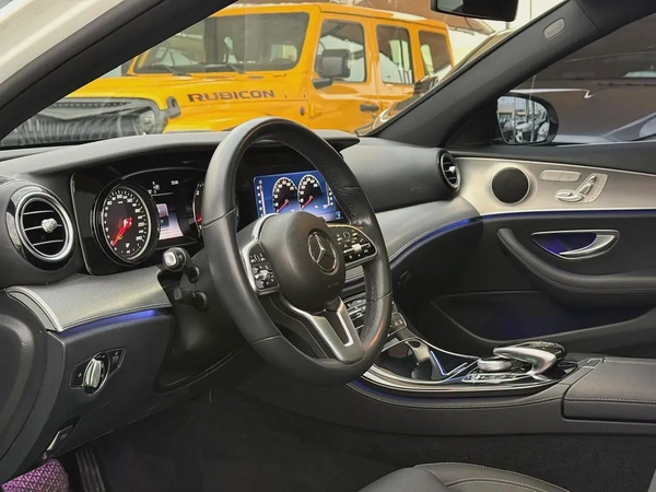 Mercedes-Benz E-Class E 300 2019 - Korean Specsمرسيدس اي ٣٠٠ موديل ٢٠١٩ وارد كوريا