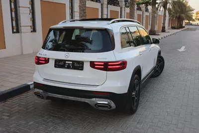 MERCEDES-BENZ GLB 250-2025-8000KM-GCC SPECS-UNDER WARRANTY  SERVICE FROM MRCEDES DEALER-2