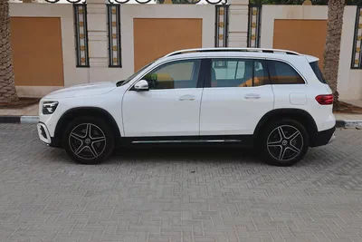MERCEDES-BENZ GLB 250-2025-8000KM-GCC SPECS-UNDER WARRANTY  SERVICE FROM MRCEDES DEALER-6