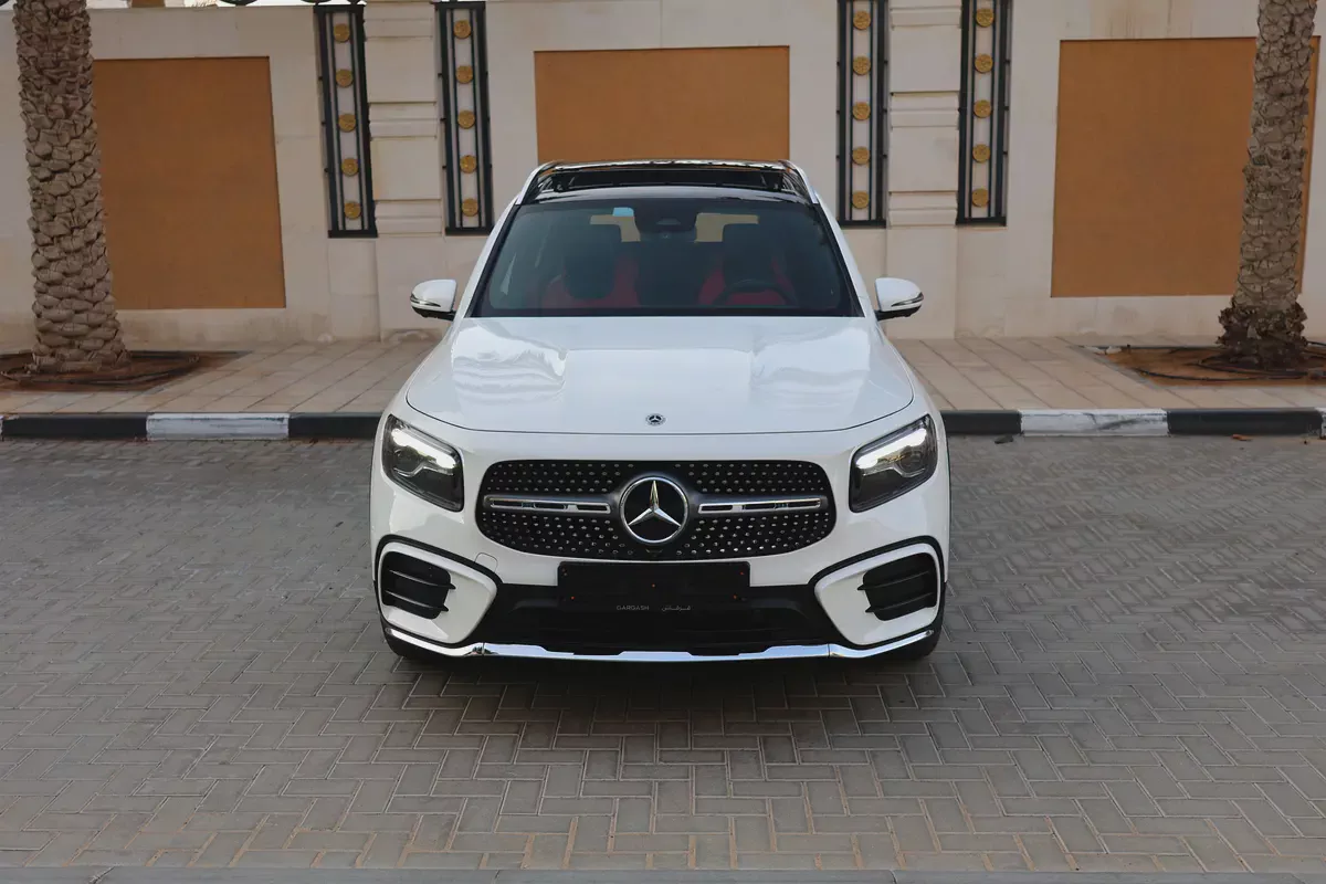 MERCEDES-BENZ GLB 250-2025-8000KM-GCC SPECS-UNDER WARRANTY  SERVICE FROM MRCEDES DEALER-4-4