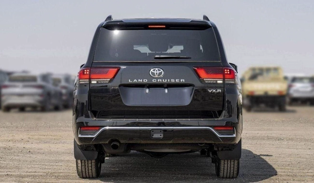 Toyota Land Cruiser Land cruiser VXR 3.5L PETROL MY2025