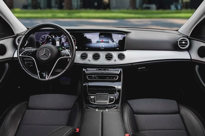 2,155 P.M | Blind Spot Warning/Apple Car Play | Under Warranty | 0% Downpayment-7