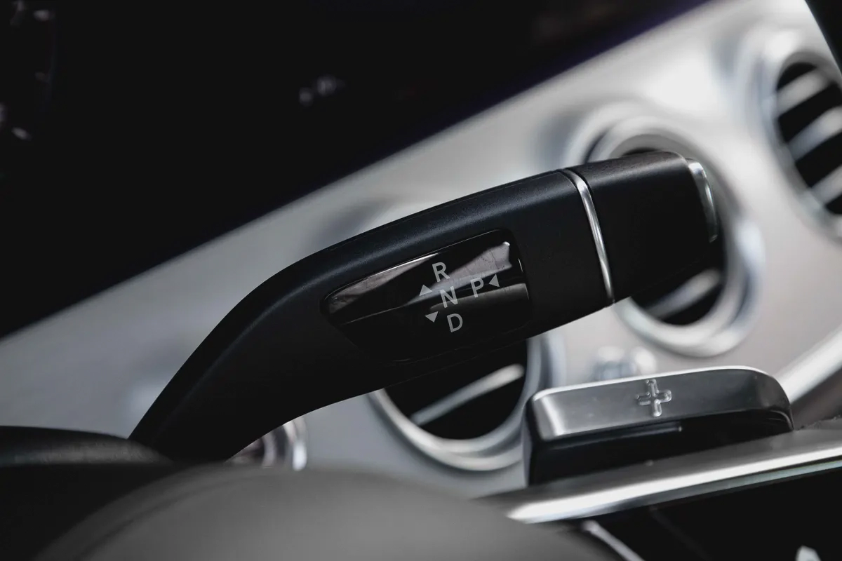 2,155 P.M | Blind Spot Warning/Apple Car Play | Under Warranty | 0% Downpayment-9-9