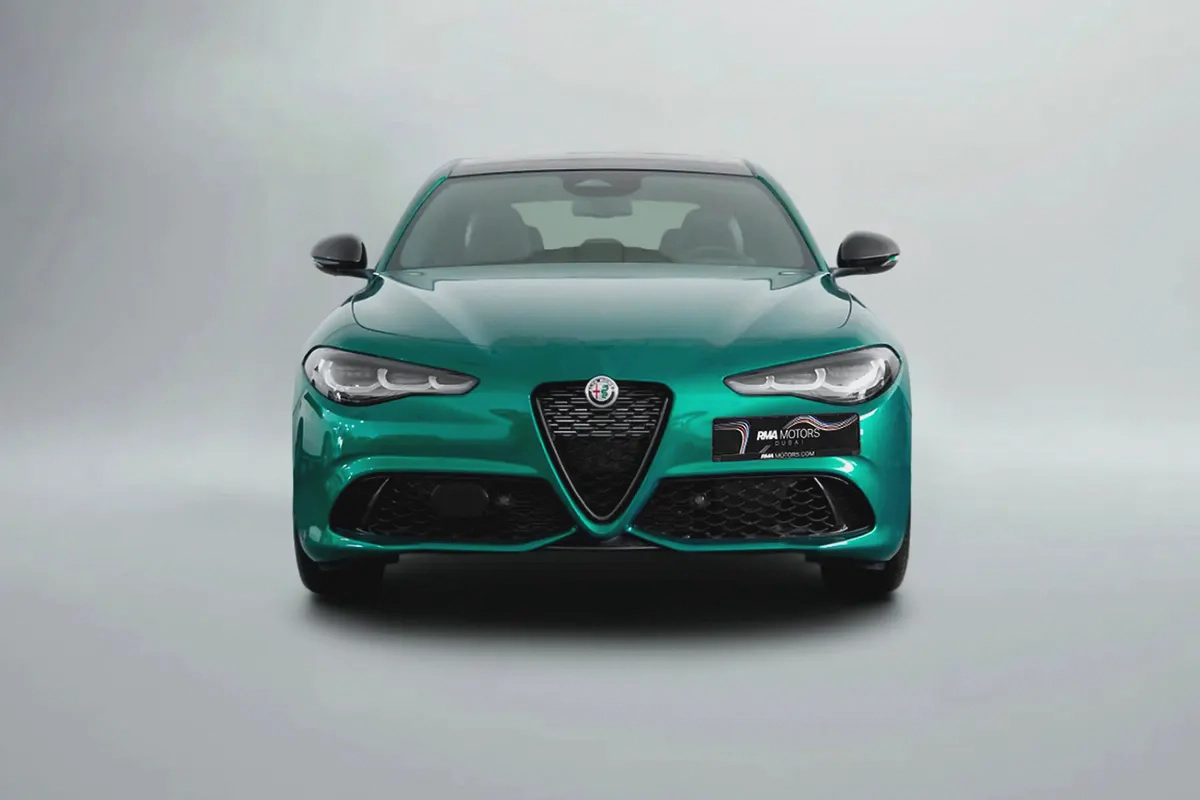 4,527 AED / 60 months | 0% DP | 2025 Alfa Romeo Giulia Tributo Italiano / Agency Warranty