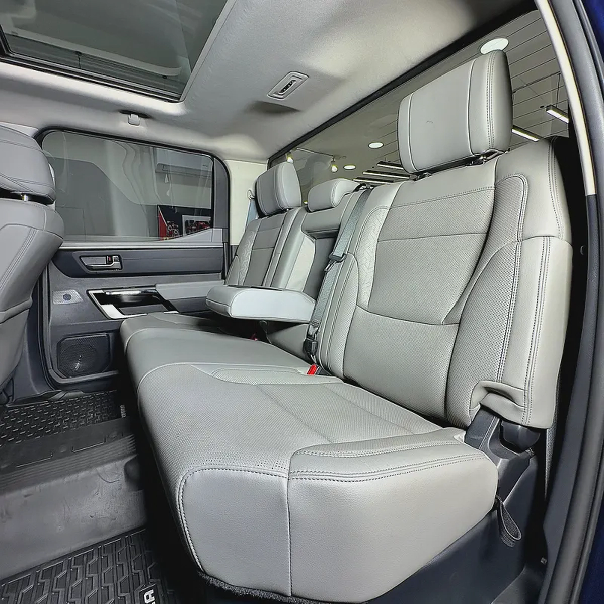 2023 Toyota Tundra Limited-10-10