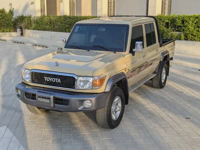 2016 Toyota Land Cruiser 70 Series LC 79 LX - DIESEL - GCC Specs - Ready for Adventure!-1