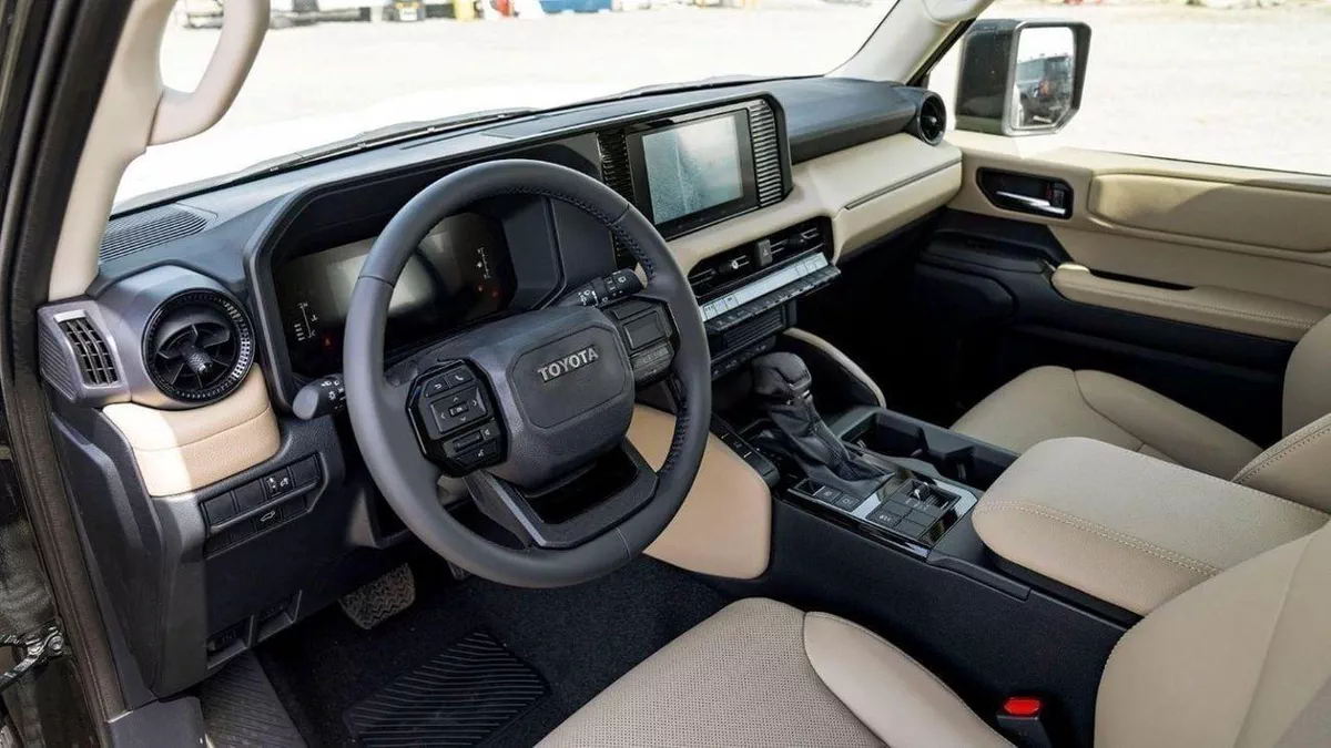 Toyota Prado GXR 250 TXL 2.7P AT LIMITED MY2025 – BLACK-10-0