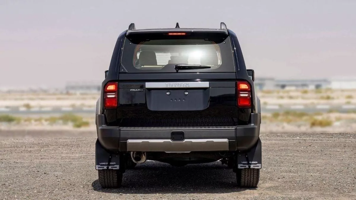 Toyota Prado GXR 250 TXL 2.7P AT LIMITED MY2025 – BLACK-4-0