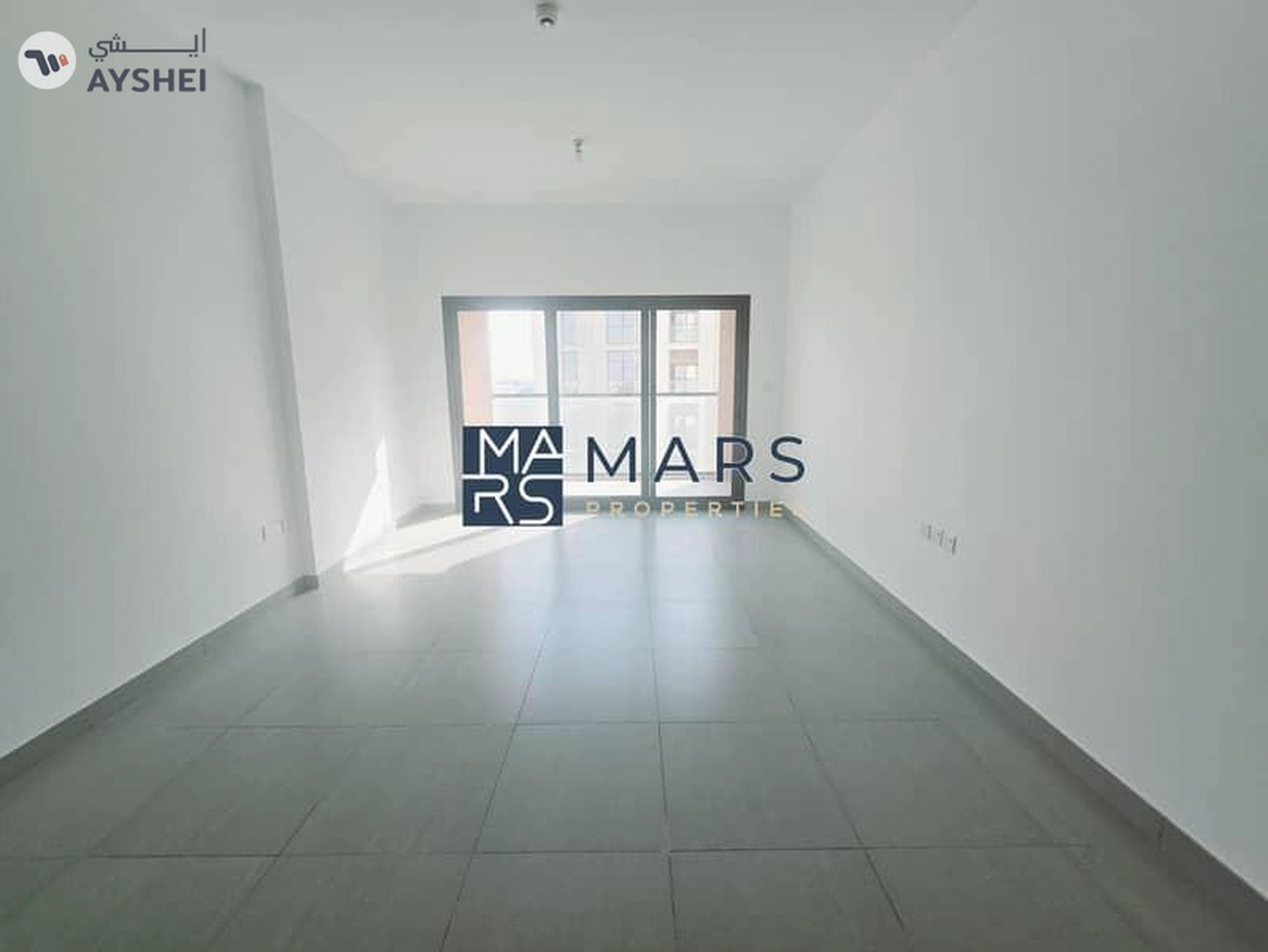 Balcony Studio | Apartment | Open Wide View | Corner Unit-17-17