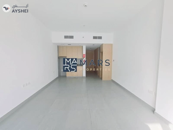 Balcony Studio | Apartment | Open Wide View | Corner Unit