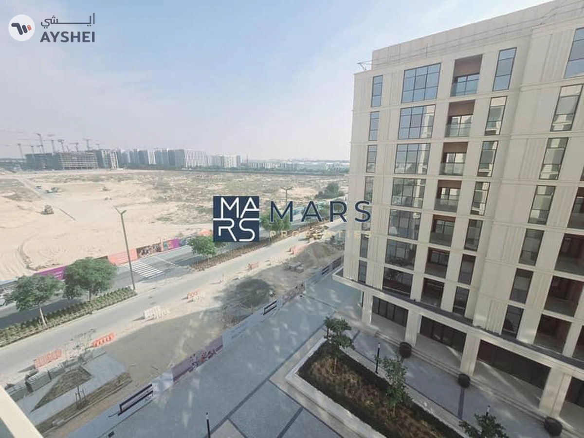 Balcony Studio | Apartment | Open Wide View | Corner Unit-19-19