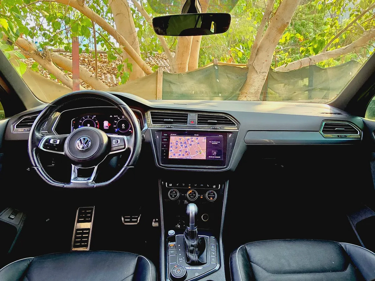 2019 Volkswagen Tiguan R-Line GCC Specs - 3 Months warranty- 620 AED per month-4-4