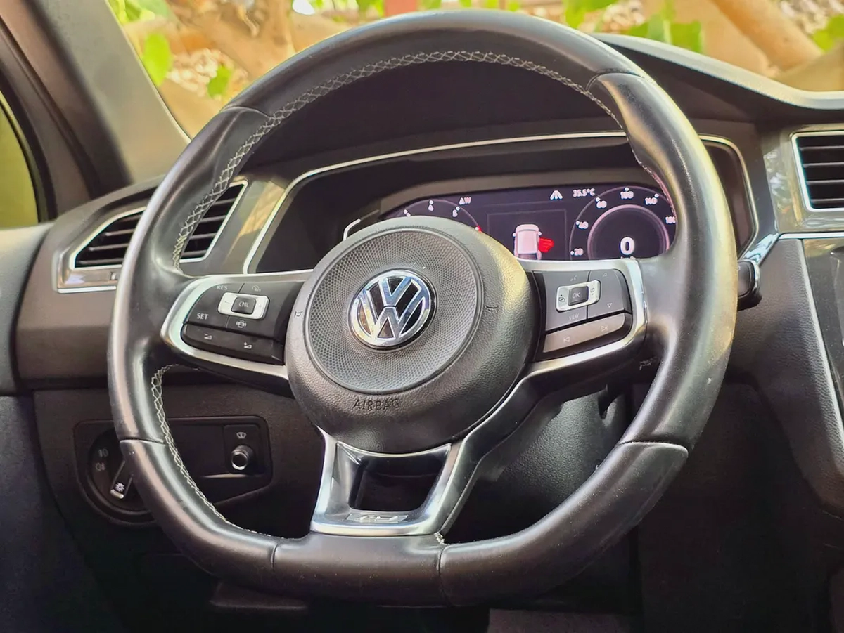 2019 Volkswagen Tiguan R-Line GCC Specs - 3 Months warranty- 620 AED per month-5-5