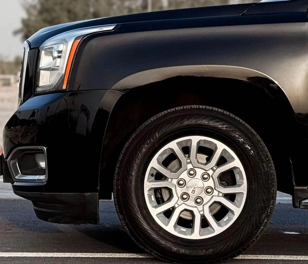 GMC Yukon XL SLE 5.3L RWD | SLE 5.3L | 2020 Model, GCC | Excellent Condition | Monthly Installment