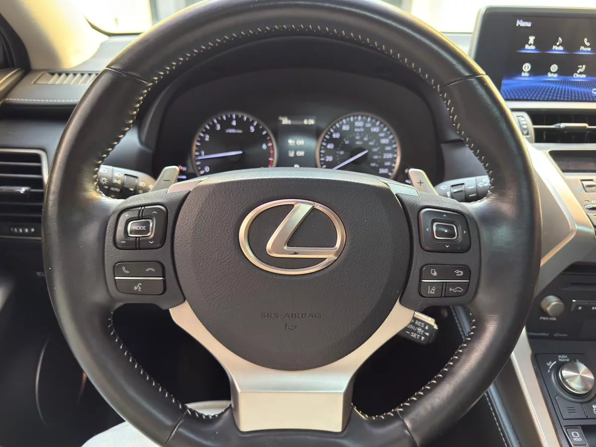 Single Owner 2018 LEXUS NX300 PLATINUM Canadian Specs (Accident Free)-10-10
