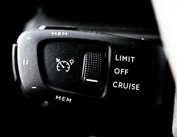 Peugeot 3008 Peugeot 3008 | 1.6 L | 2024 | GCC | Accident-Free | In Excellent Condition | 823 P.M