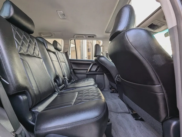 TOYOTA PRADO 2010 FACELIFTED 2023 WITH INTERIOR AND EXTERIOR GCC FULL OPTION IN EXCELLENT CONDITION