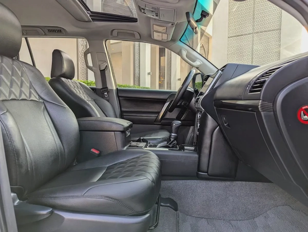 TOYOTA PRADO 2010 FACELIFTED 2023 WITH INTERIOR AND EXTERIOR GCC FULL OPTION IN EXCELLENT CONDITION
