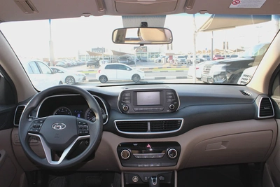 HYUNDAI TUCSON GCC 2021-10