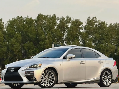 Lexus IS250 - 2014  American specs, in excellent condition, requires no maintenance.-0