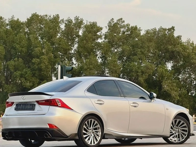 Lexus IS250 - 2014  American specs, in excellent condition, requires no maintenance.-2