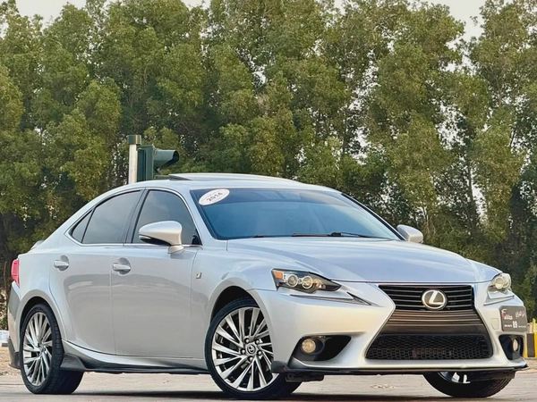 Lexus IS250 - 2014  American specs, in excellent condition, requires no maintenance.