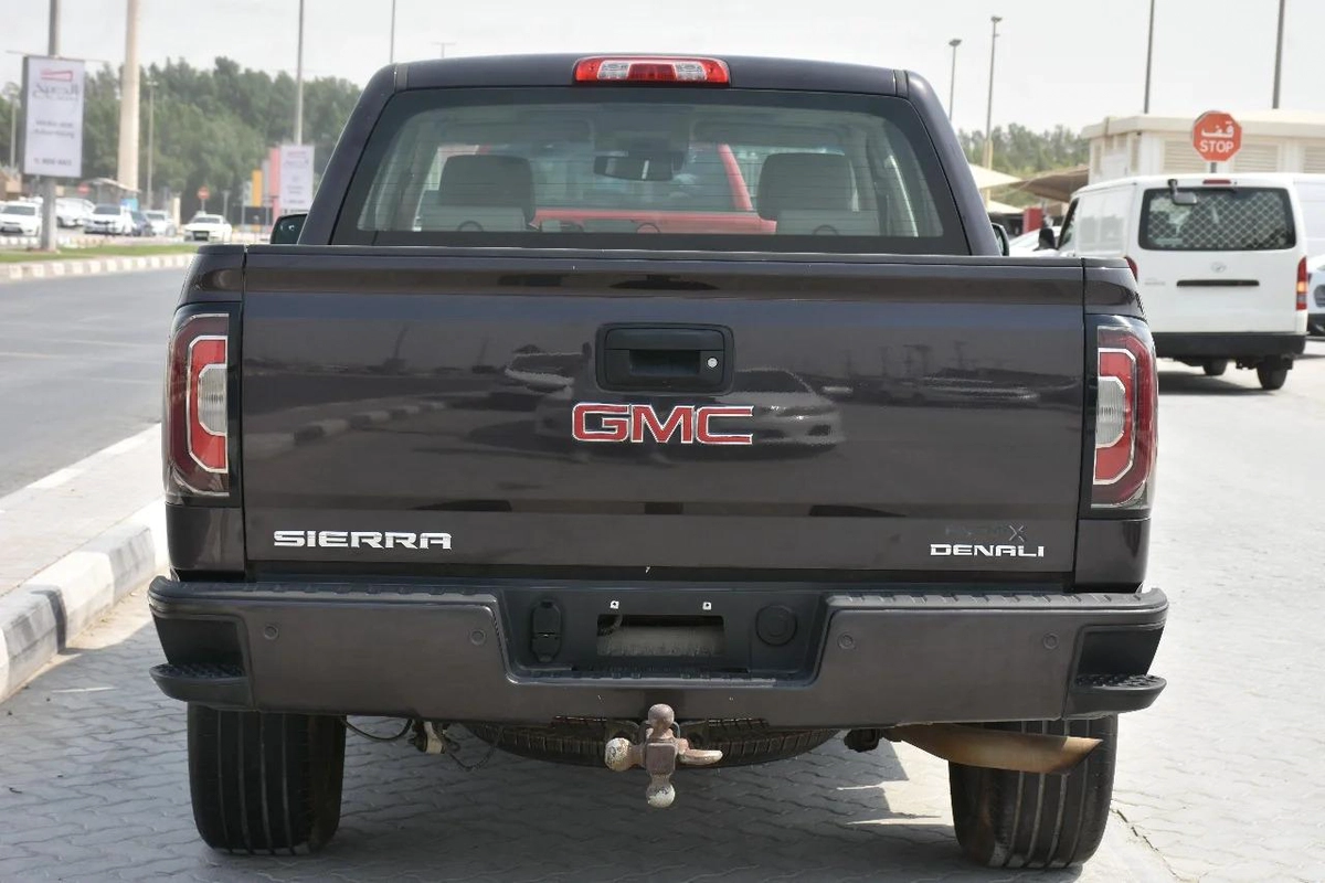 GCC SIERRA DENALI 6.2 4WD 2016 | GREY-3-3