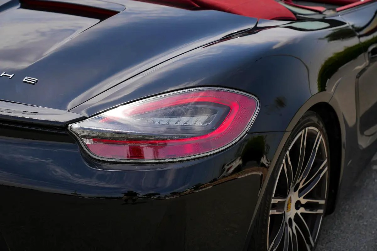 2015 Porsche Boxster GTS - GCC Specs-13-13