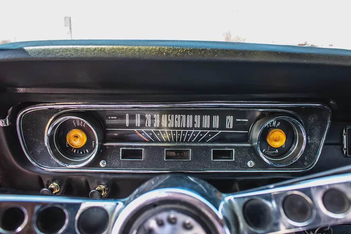 CLASSIC - 1965 - Ford Mustang (289) - JAPAN IMPORT -LOW MILEAGE-9-9