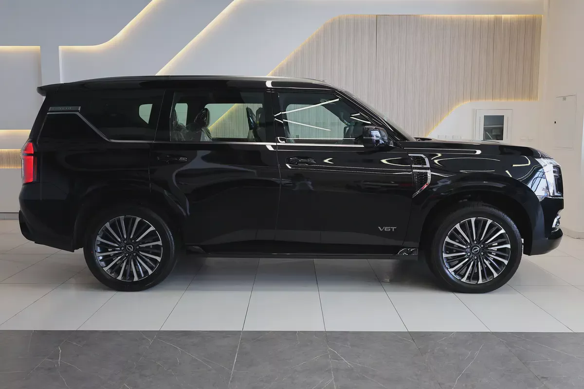 Nissan Patrol LE Platinum 2026 - GCC Specs - Brand New-3-3