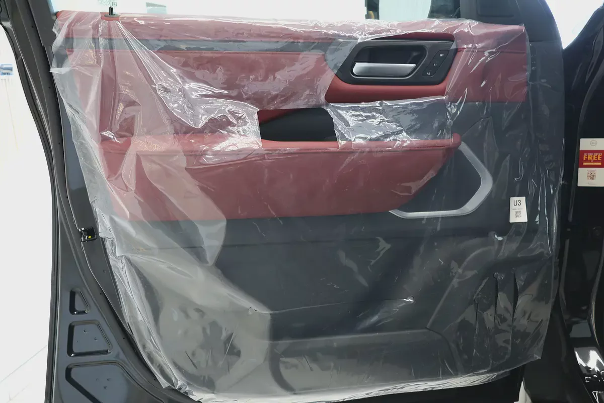 Nissan Patrol LE Platinum 2026 - GCC Specs - Brand New-4-4