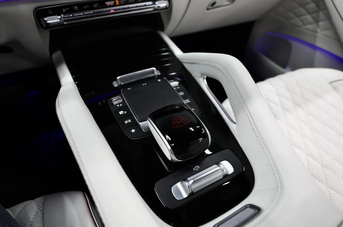 Maybach Kit | 3700 AED monthly Under Warranty Till 2027 | Free Insurance and Registration-9-9
