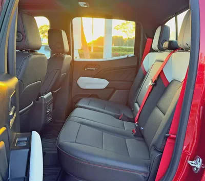 2025 GMC Canyon AT4X, Dealer Warranty and Service Package, GCC Specs-12